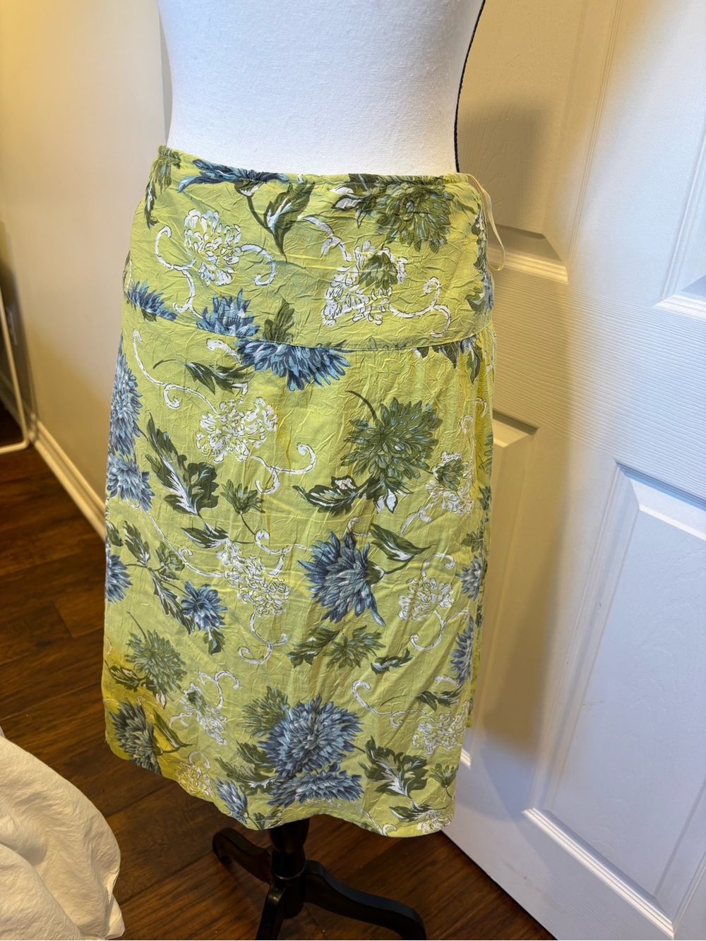 Vintage Point Zero Floral Sequin A-Line Skirt Size 15/16 Green Blue - Picture 8 of 8